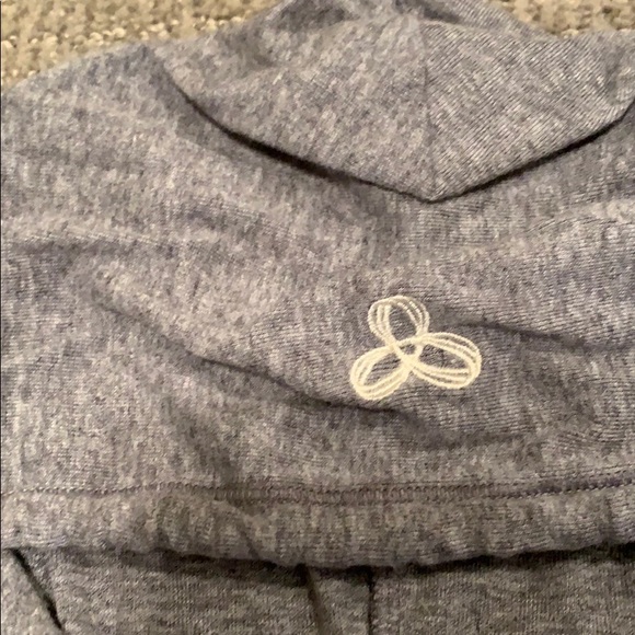 TNA Hoodie - Picture 3 of 3